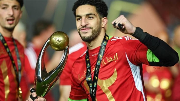 الأهلي يمدد عقد مصطفى شوبير، ويضاعف راتبه لضمان استمراره