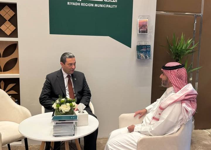 محافظ دمياط يبحث تعزيز التعاون العربي الأوروبي لدعم الصناعات المحلية والتحول الرقمي