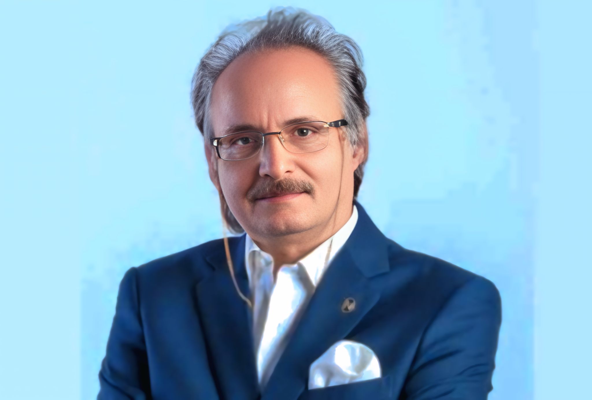 الدكتور نبيل عبد المقصود استاذ السموم بجامعة القاهرة