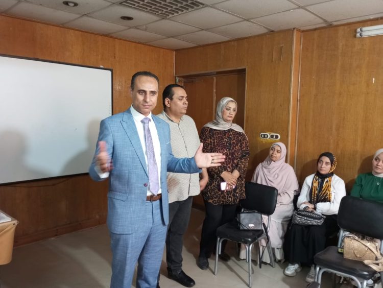 وكيل صحة الشرقية يتفقد برامج تدريب التمريض والأطباء الجدد بالزقازيق