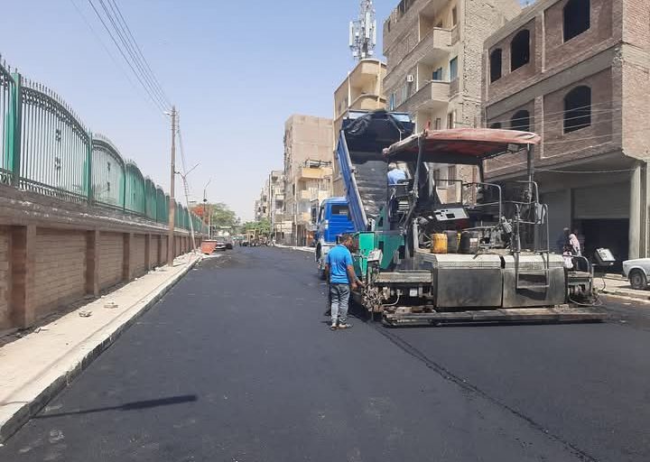 جرجا بسوهاج تنجز رصف 20 ألف متر مربع من الطرق لتحسين البنية التحتية