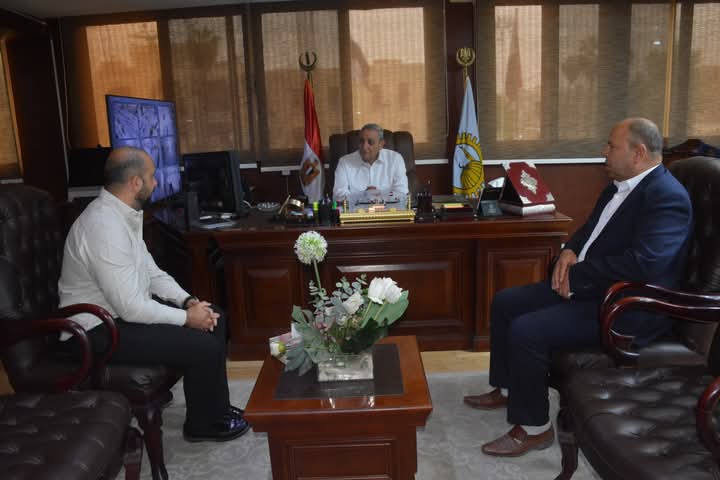 محافظ الغربية يبحث تطوير مصنع تدوير المخلفات بالمحلة الكبرى