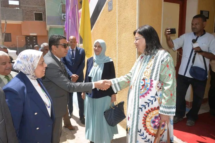 خلال افتتاحه فصولًا لذوي الإعاقة.. نائب محافظ الأقصر: الدولة تولي اهتمامًا كبيرًا بذوي الهمم