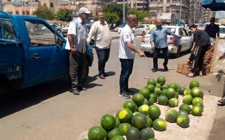 حي المناخ ببورسعيد يواصل إزالة الإشغالات لتحقيق بيئة حضارية آمنة
