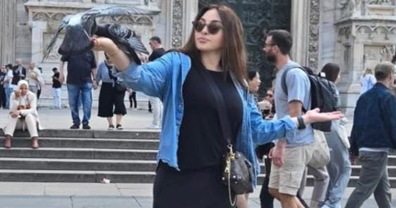 إليسا تلفت الأنظار بإطلالة ساحرة من إيطاليا
