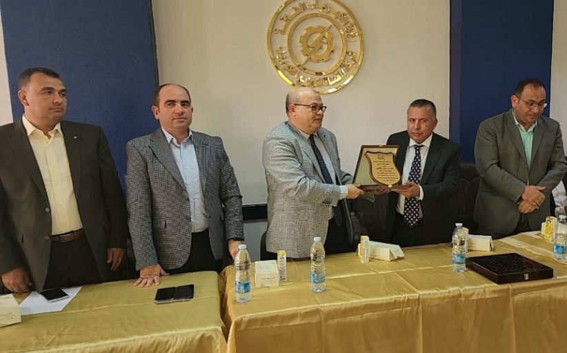 قطاع كهرباء المدن الجديدة يهنئ المهندس 