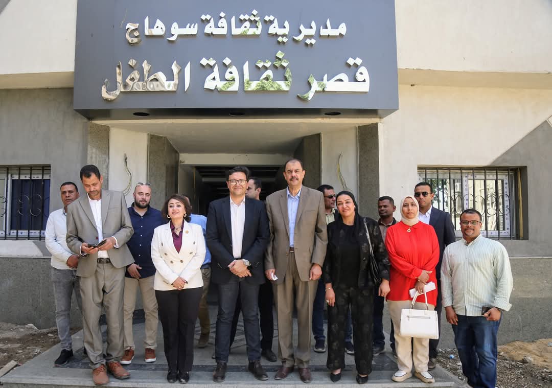 وزير الثقافة يتفقد أعمال التطوير ب