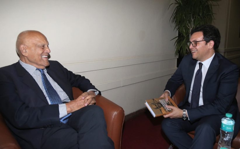 وزير الثقافة يستقبل مجدي يعقوب قبيل احتفالية تكريمه والإعلان عن تفاصيل تمثال 