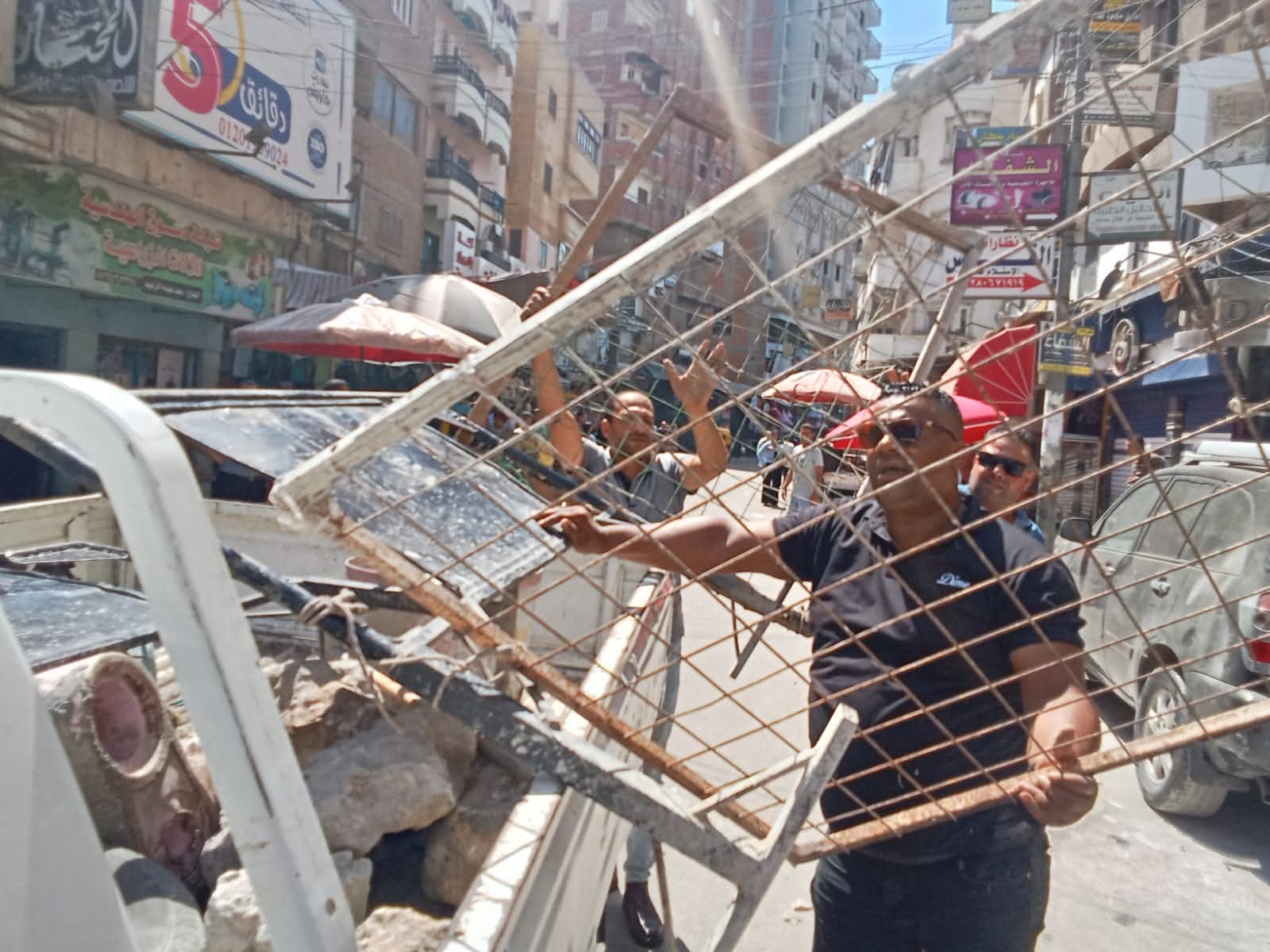 محافظ أسيوط: مواصلة صيانة وتركيب كشافات جديدة