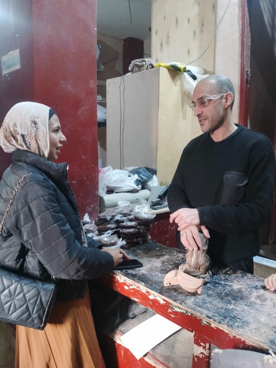 الحرف اليدوية كوسيلة للحفاظ علي التراث الثقافي والحضاري في الشرقية