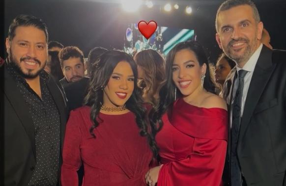 شيماء سيف تظهر لأول مرة مع زوجها بعد عودتهم بحفل زفاف منة القيعي 
