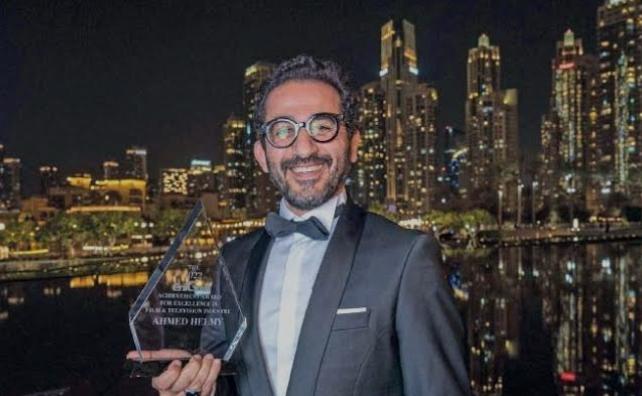 مهرجان الدار البيضاء يعلن عن تكريم أحمد حلمي في المغرب