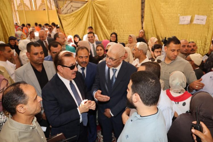محافظ المنوفية يدشن قافلة طبية شاملة بقرى الريف مجانًا