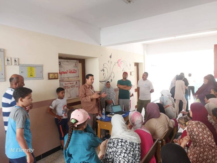 قافلة طبية مجانية في دمياط تخدم 1466 مواطنًا بالسعدية البحرية