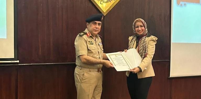 تكريم الإعلامية شيرين الشافعي في برنامج إعداد القيادات الوطنية