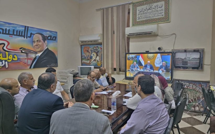محافظ أسيوط يتابع لجان الثانوية ويوجه بتأمين وراحة الطلاب