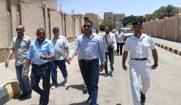 وزير الإسكان يتابع حملات ضبط وصلات المياه الخلسة بالمدن الجديدة