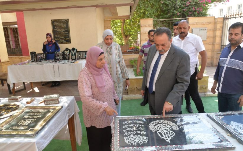 محافظ أسيوط يتفقد مكتبة مصر العامة ويشهد فعاليات مبادرة 