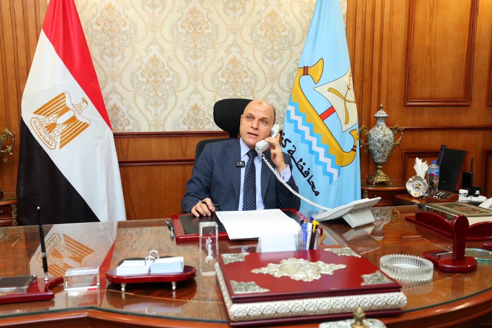 محافظ كفر الشيخ يهنئ طالبان لحصولهما على المركز الثالث بموهبتي