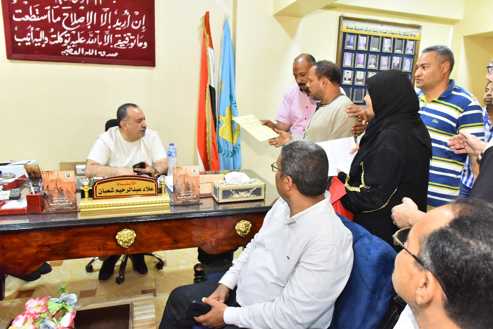محافظ أسيوط يتفقد مركز صدفا التكنولوجي لمتابعة الخدمات وتحسين الأداء
