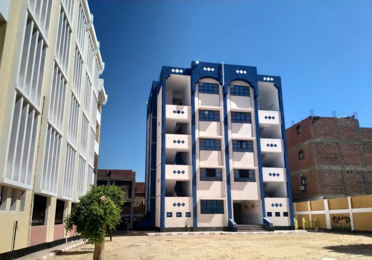 محافظ أسيوط يعلن توسعة مدرسة ببني إدريس لتقليل كثافات الفصول الدراسية