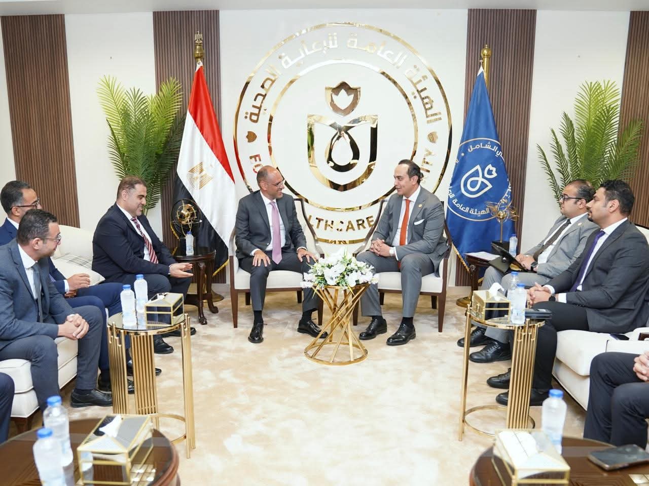 رئيس هيئة الرعاية الصحية يلتقي الرئيس الإقليمي لشركة جانسن بمصر والأردن