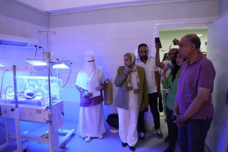 محافظ المنيا يتفقد مستشفى الصحة الإنجابية بمركز مطاي