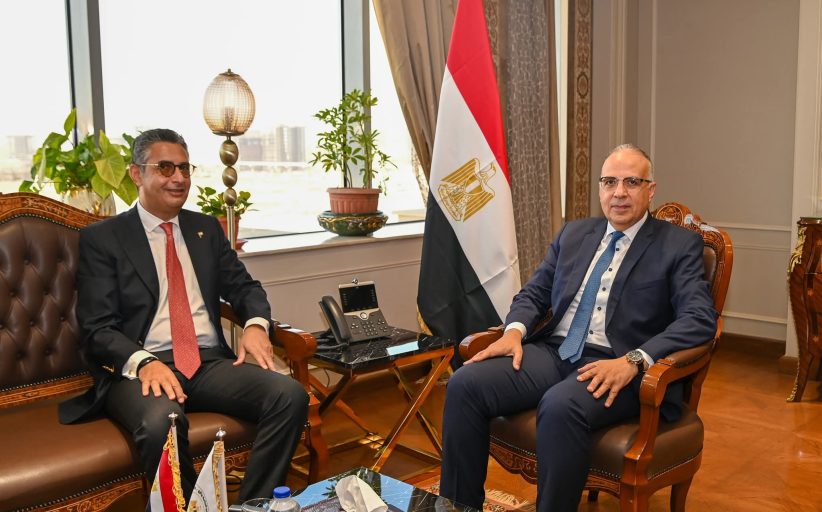 وزيرا الري والتموين يبحثان سُبل تطوير مصانع إنتاج السكر