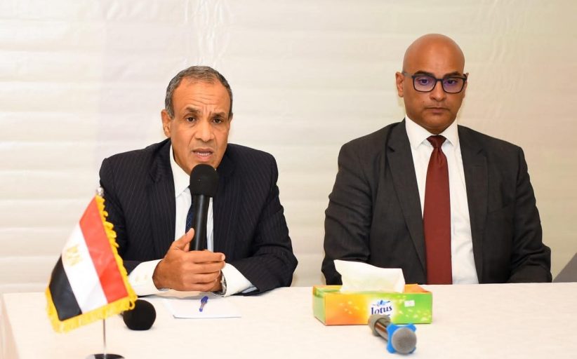 وزير الخارجية والهجرة يلتقي أعضاء الجالية المصرية في بوركينا فاسو