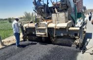 محافظ أسيوط يتابع رصف طريق ديروط دشلوط لتحسين البنية التحتية