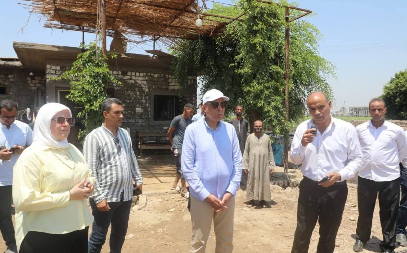 محافظ المنيا يعاين موقع سوق حضاري جديد لتجارة الجملة بسمالوط