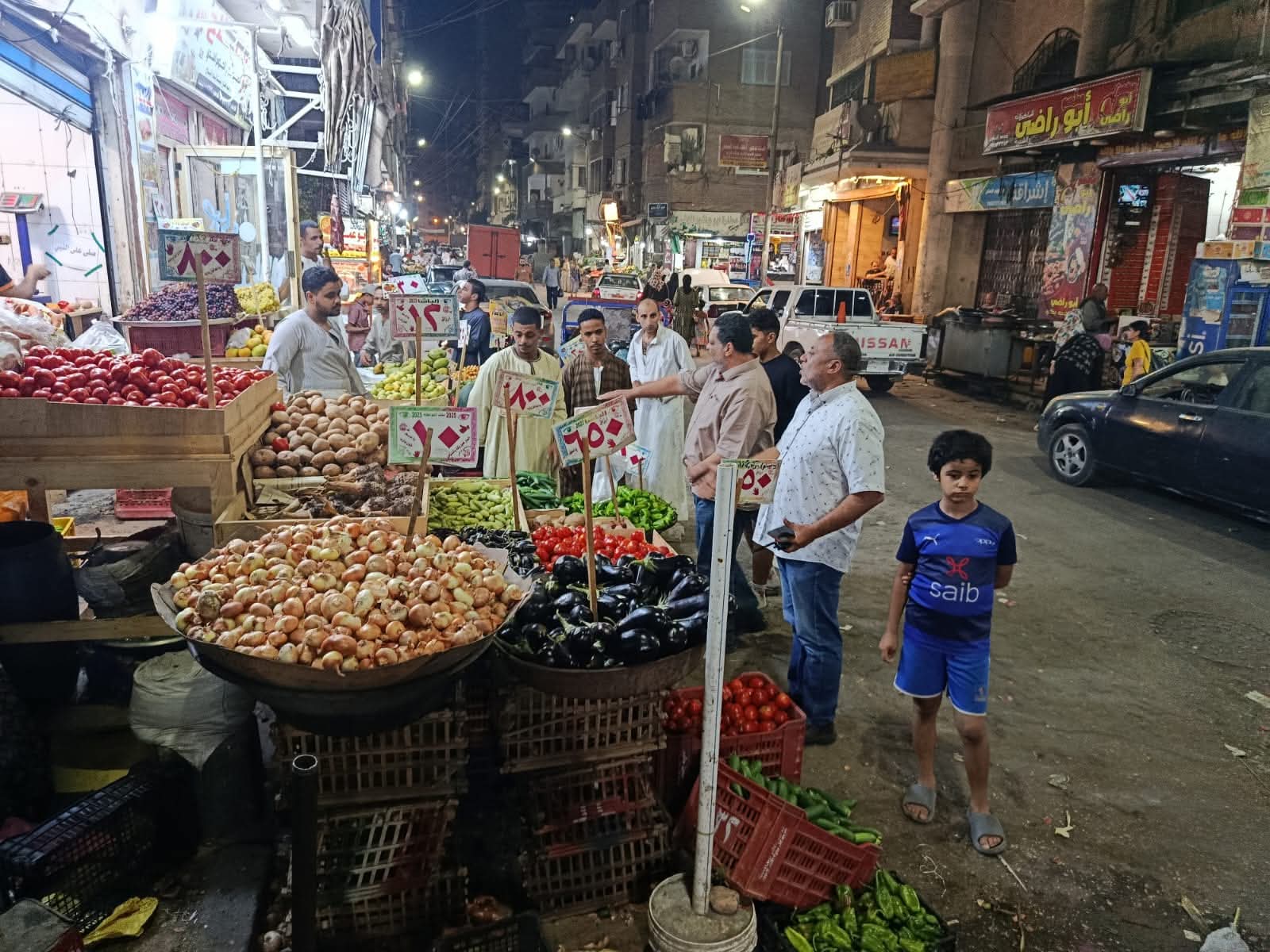 محافظ أسيوط يوجه بحملات مكثفة لإزالة الإشغالات وتحقيق الانضباط المروري