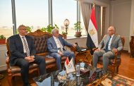 سويلم يناقش أعمال تطوير الكورنيش بالقليوبية وتطوير المزيد من حدائق الري
