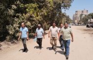 محافظ أسيوط يتابع مشروعات الرصف ويؤكد تحسين جودة الخدمات