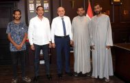 محافظ الأقصر يلتقي بأهالي نجع القباحي الغربي ويوجه بالمعاينة الميدانية لمطالبهم