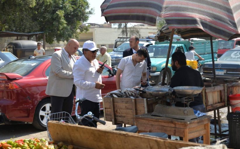 محافظ الدقهلية يتفقد مدخل ميت خميس ويوجه بإزالة الإشغالات وتنظيم المواقف