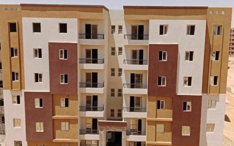 وزير الإسكان يتابع موقف مشروعات وحدات المبادرة الرئاسية 