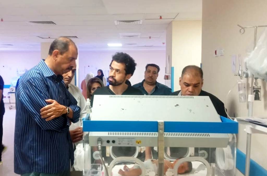محافظ سوهاج في جولة مسائية لتفقد الشوارع والميادين ومستشفى طهطا العام