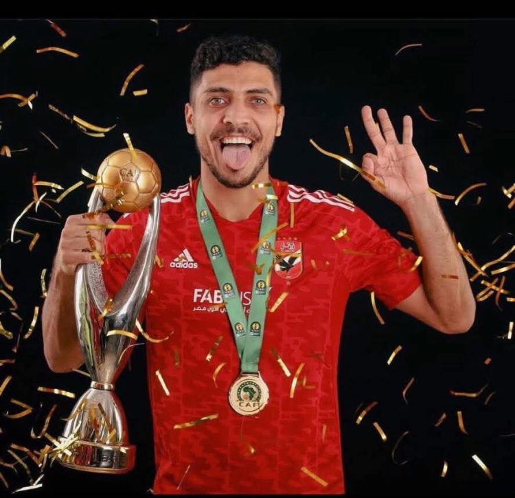 عودة الهداف مجانًا.. محمد شريف يوقع للأهلي لـ5 سنوات ويشعل الميركاتو