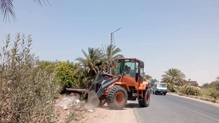 رئيس مركز ومدينة الطود يشن حملة مكبرة للنظافة العامة والتجميل