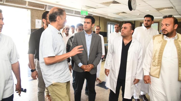 نائب محافظ مطروح يتفقد مشروعات خدمية وصحية بمدينة براني