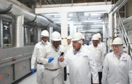 وزير الصناعة يفتتح خط إنتاج مرشحات الغسيل الكلوي ومصنع محاليل بشركة 