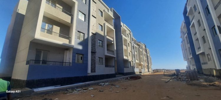 رأس غارب تتابع مشروع الإسكان الاستثماري المتميز بواجهة بحرية