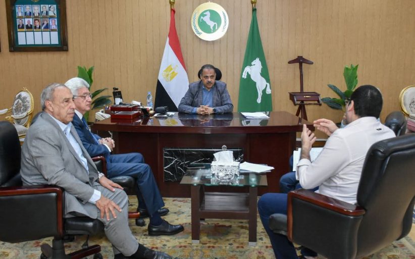 محافظ الشرقية يلتقي نواب البرلمان لدعم المشروعات وحل المشكلات
