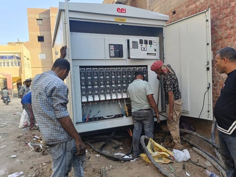 الجيزة تعيد التيار الكهربائي لشبرامنت بعد حريق كشك الكهرباء