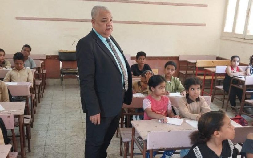 وكيل وزارة التربية والتعليم بالأقصر يجري جولة تفقدية بالمدارس الإبتدائية