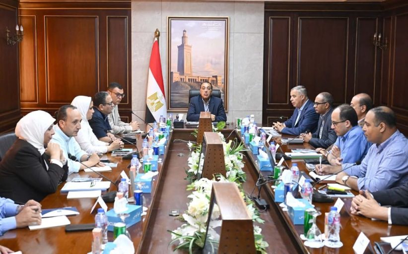 مدبولى يؤكد دعمه لأي شراكة بين الدولة والقطاع الخاص والمجتمع المدني
