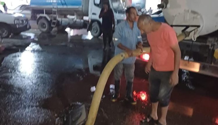 محافظ بني سويف يوجه بالتحرك الفوري لرفع انسداد الصرف الصحي بشارع رضا عبد العليم