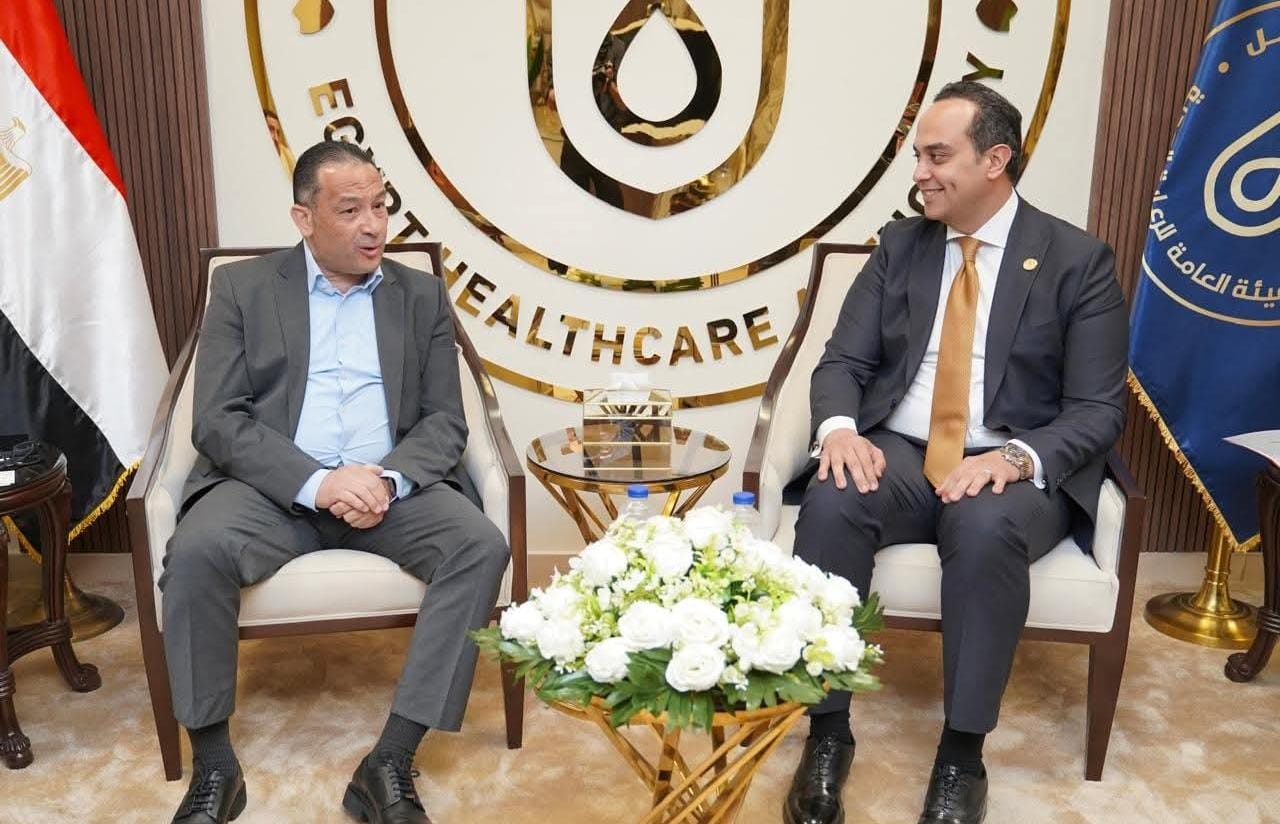 السبكي يلتقي الرئيس التنفيذي لشركة أورانج مصر لبحث تعزيز التعاون