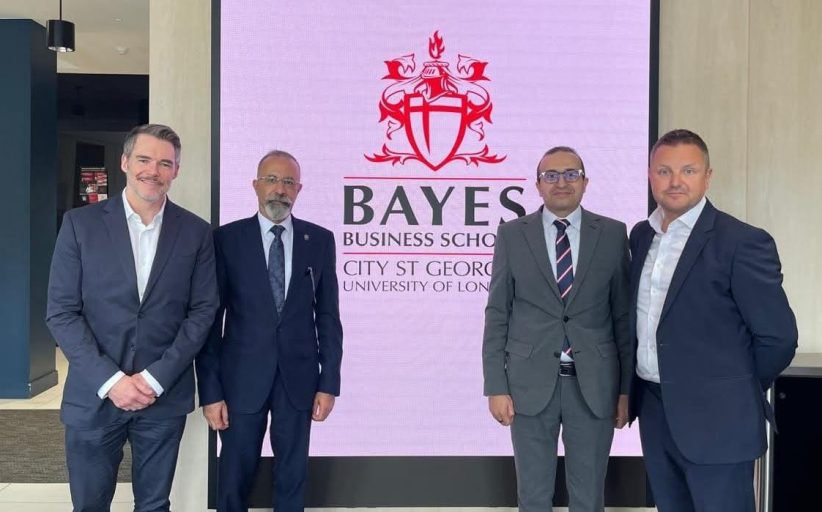 معهد الخدمات المالية يوقع مذكرة تفاهم مع كلية Bayes للأعمال بلندن